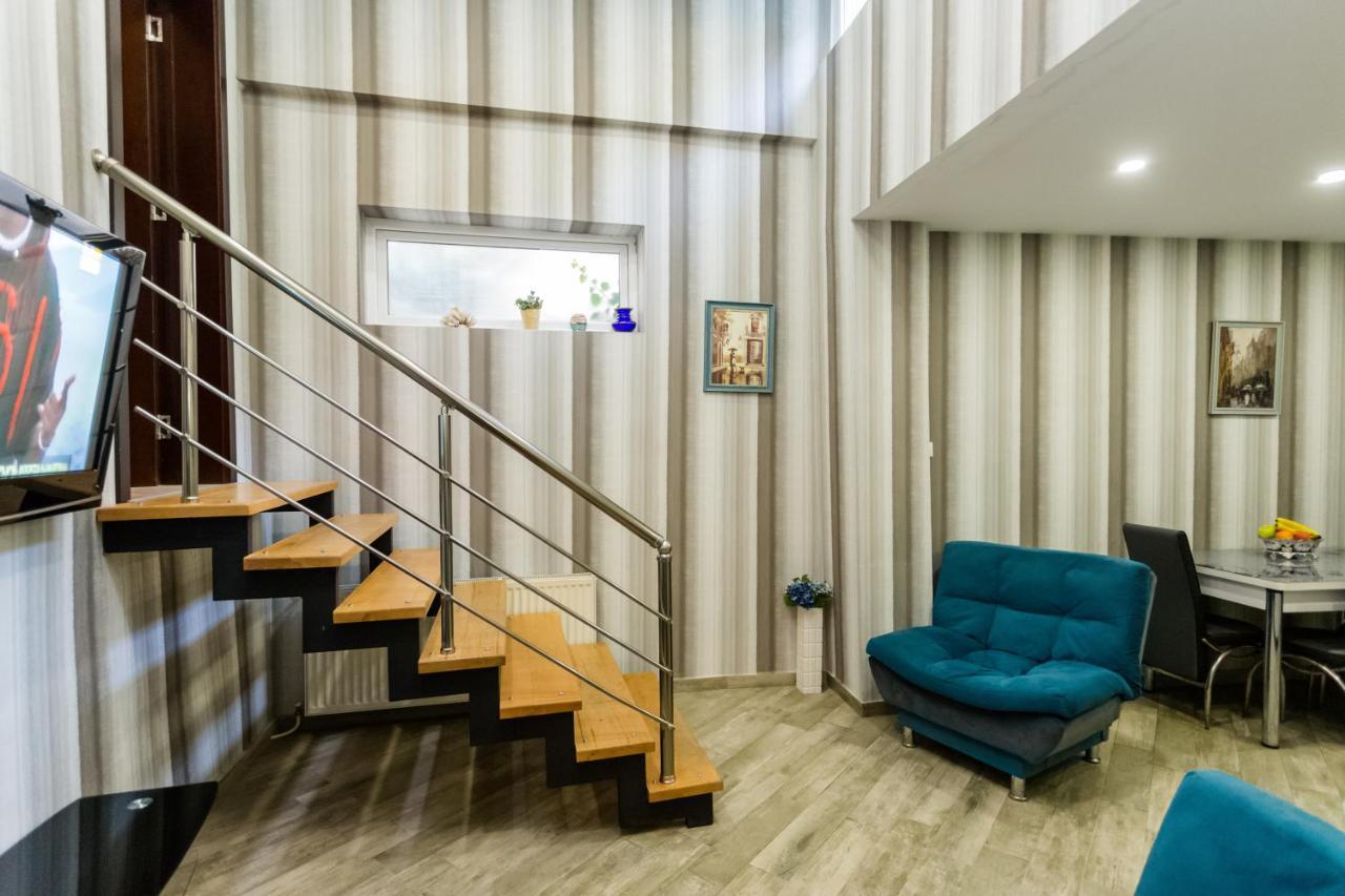 Rustaveli Two Bedroom Apartment With 5 Star Location Tiflis Exterior foto