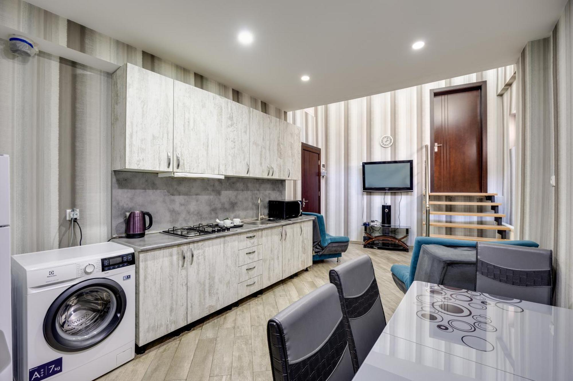 Rustaveli Two Bedroom Apartment With 5 Star Location Tiflis Exterior foto